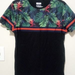Men shirt   size medium